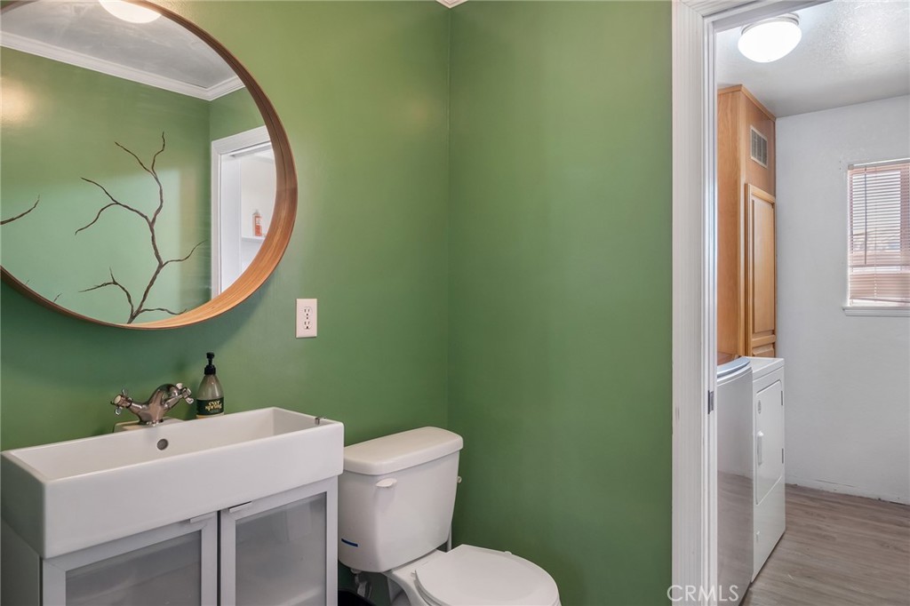 23482 Guajome Road Apple Valley, CA 92307 - Photo 6 of 31