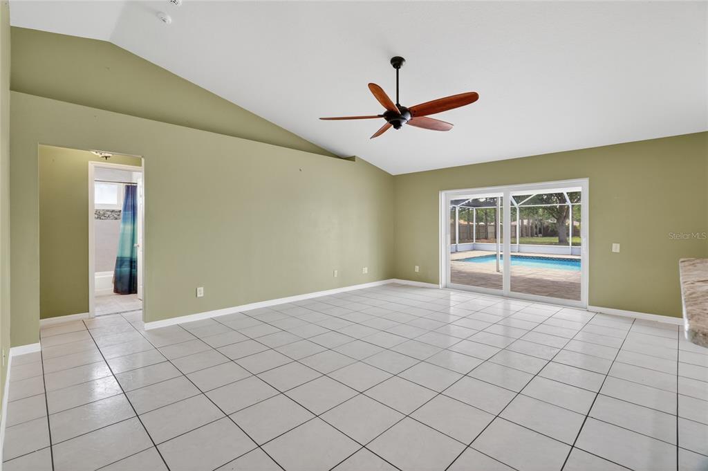 12119 Colonial Estates Lane Riverview, FL 33579 - Photo 13 of 48
