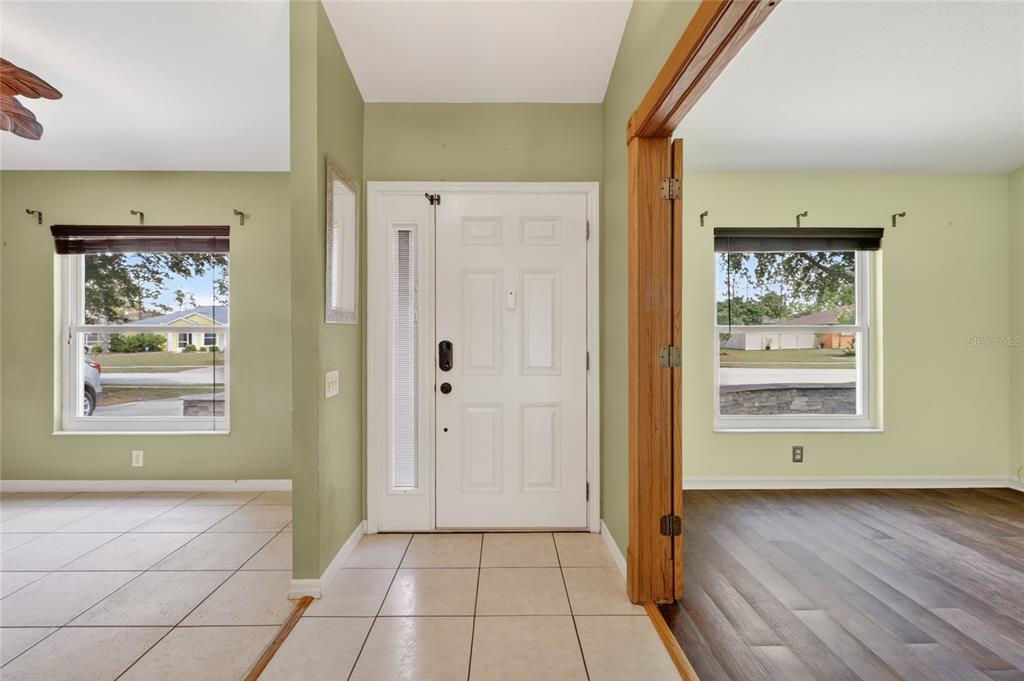 12119 Colonial Estates Lane Riverview, FL 33579 - Photo 5 of 48