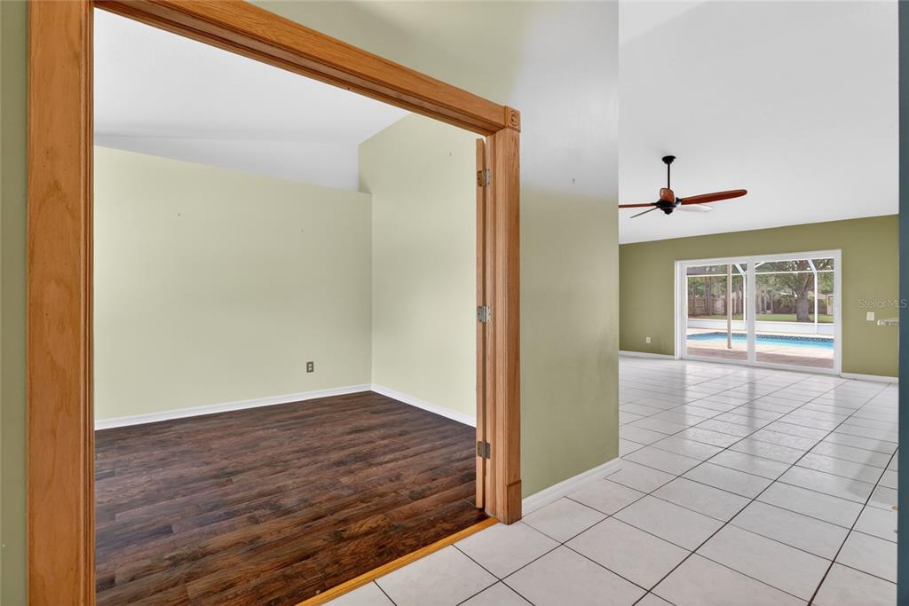 12119 Colonial Estates Lane Riverview, FL 33579 - Photo 9 of 48