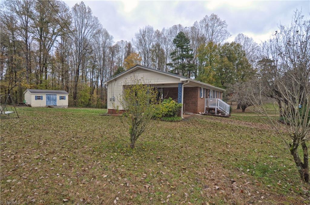 198 Yountz Road Lexington, NC 27292 - Photo 4 of 30 Gallery Image 4
