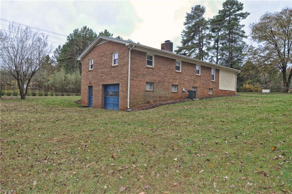 198 Yountz Road Lexington, NC 27292 - Photo 5 of 30 Gallery Image 5