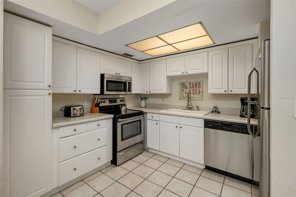 6312 Midnight Pass Road, Unit 305S Sarasota, FL 34242 - Photo 18 of 67