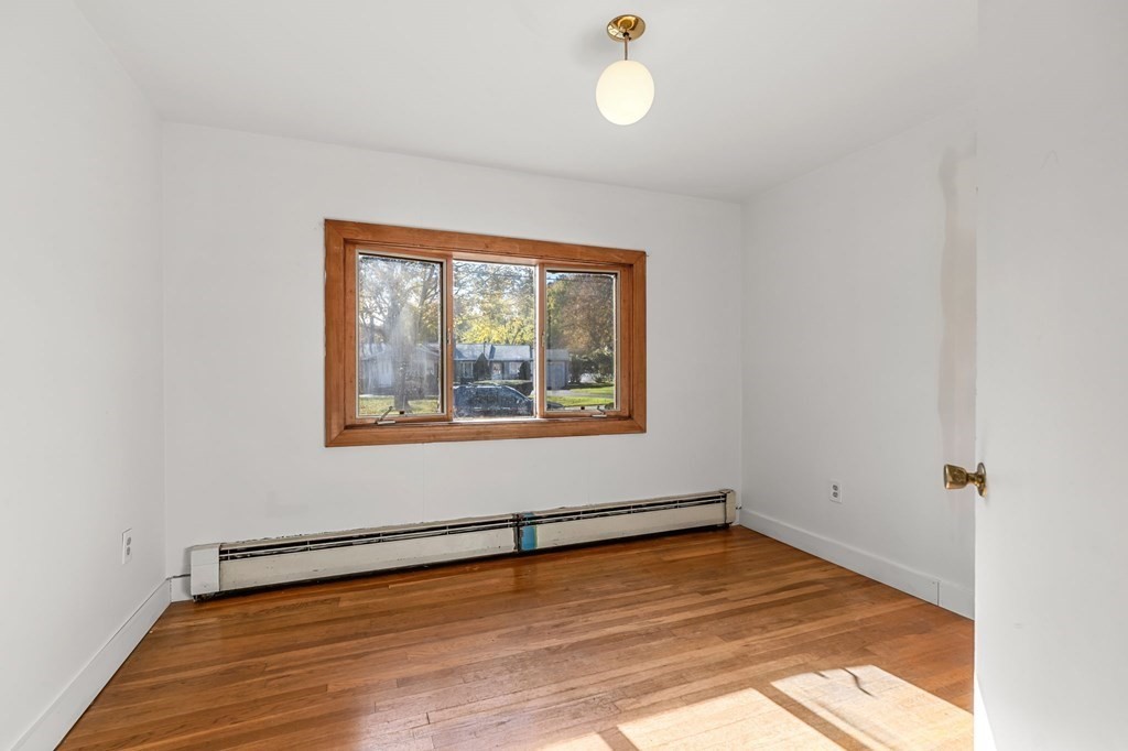 6 Arthur Road Andover, MA 01810 - Photo 16 of 27 Gallery Image 16