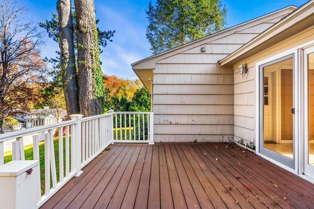 6 Arthur Road Andover, MA 01810 - Photo 20 of 27 Gallery Image 20