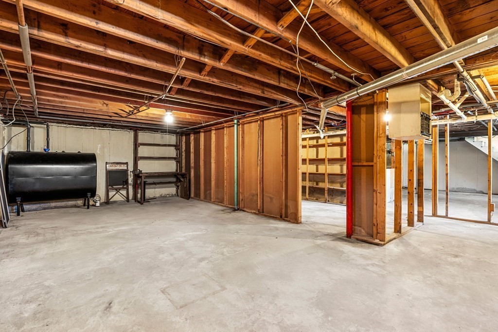 6 Arthur Road Andover, MA 01810 - Photo 23 of 27 Gallery Image 23