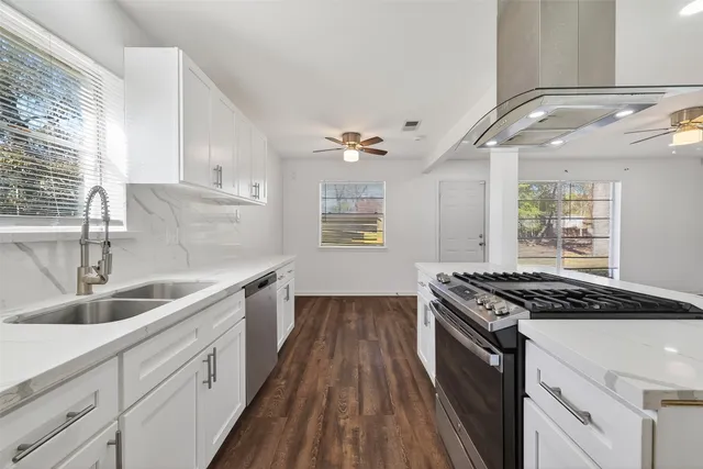 $1,800 | 23567 Pine Forest Drive, New Caney, TX 77357