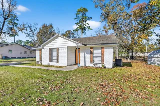 $1,800 | 23567 Pine Forest Drive, New Caney, TX 77357