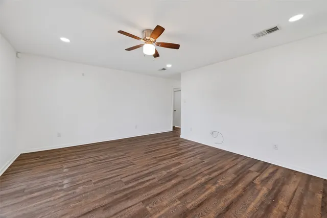 $1,800 | 23567 Pine Forest Drive, New Caney, TX 77357