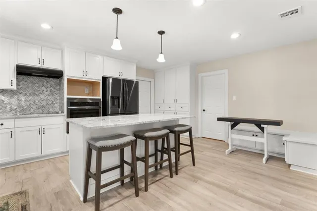 $379,500 | 1056 Forest Boulevard, Lake Charles, LA 70611