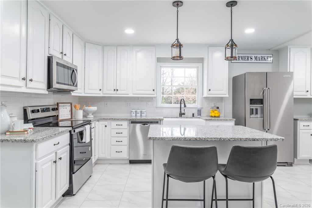 1132 Braeburn Road Charlotte, NC 28211 - Photo 15 of 30 Gallery Image 15