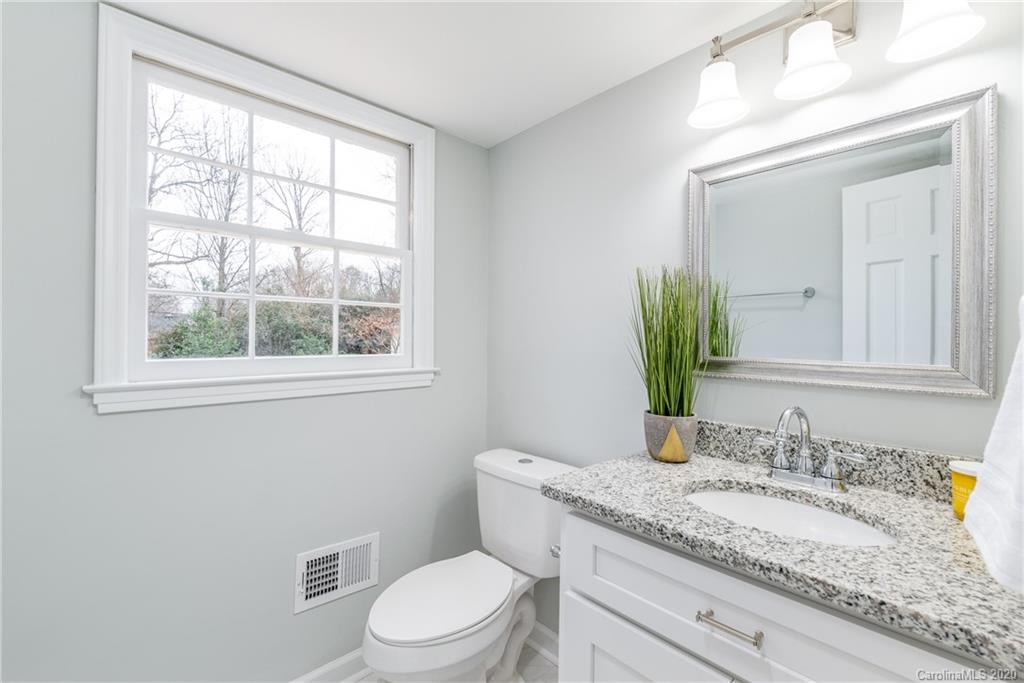 1132 Braeburn Road Charlotte, NC 28211 - Photo 18 of 30 Gallery Image 18