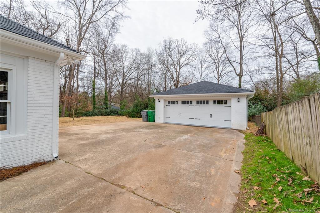 1132 Braeburn Road Charlotte, NC 28211 - Photo 29 of 30 Gallery Image 29