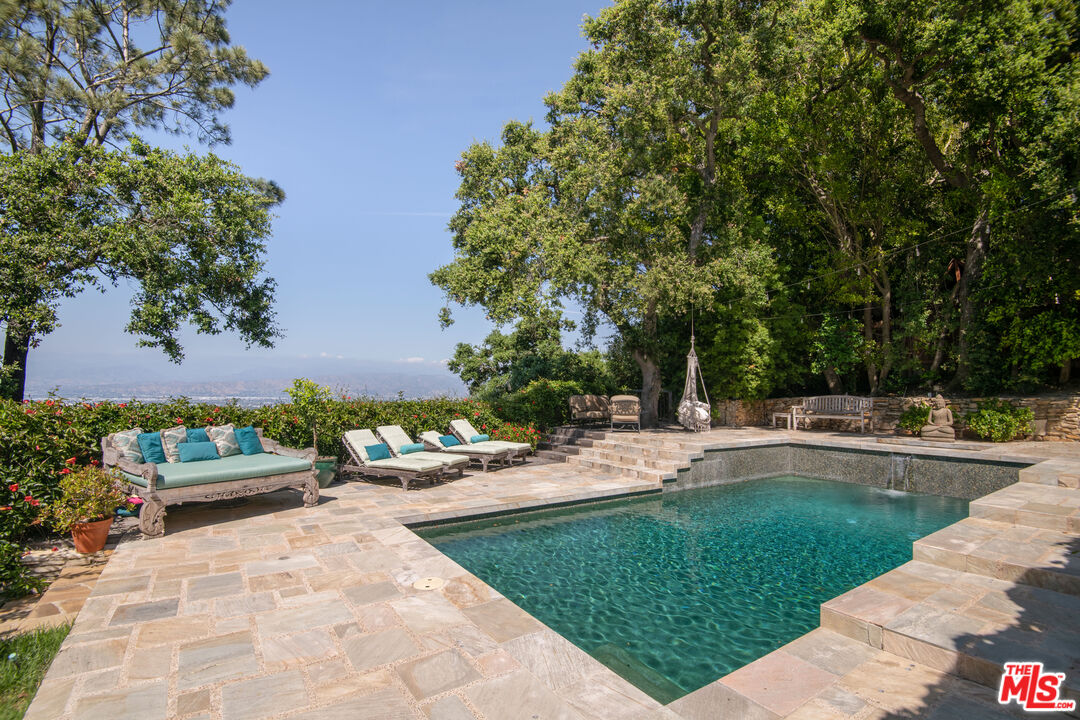 13415 Java Drive Beverly Hills, CA 90210 - Photo 10 of 24