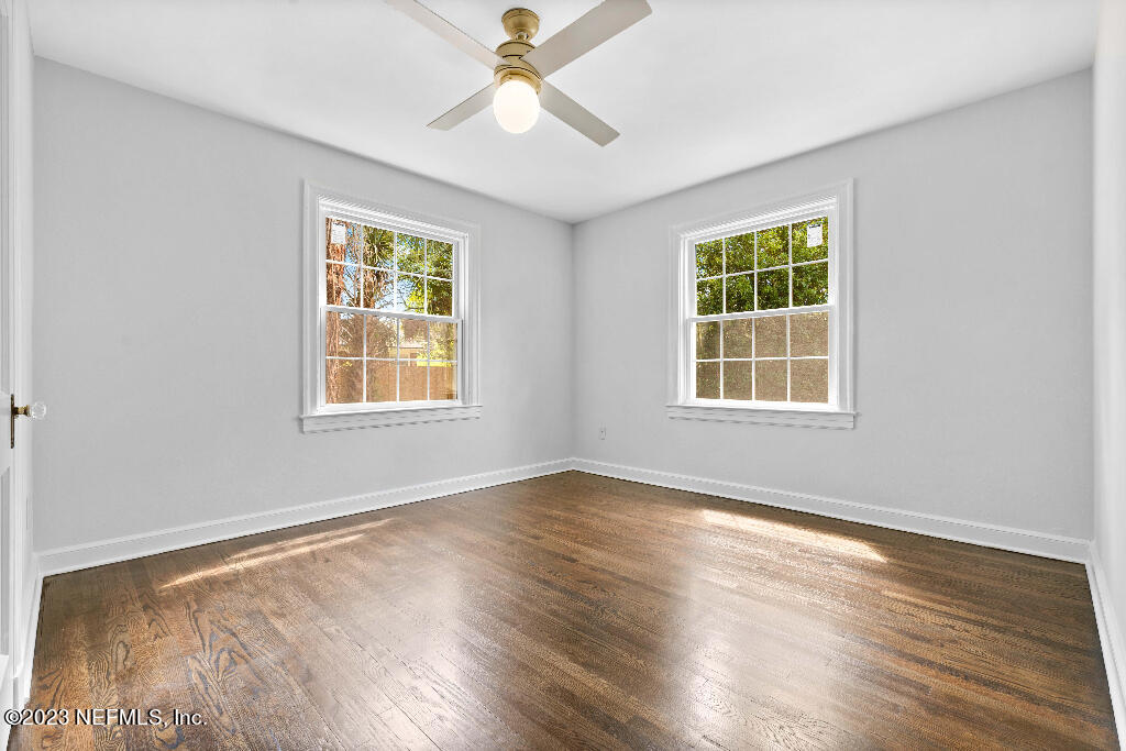 2215 Larchmont Road Jacksonville, FL 32207 - Photo 17 of 20 16