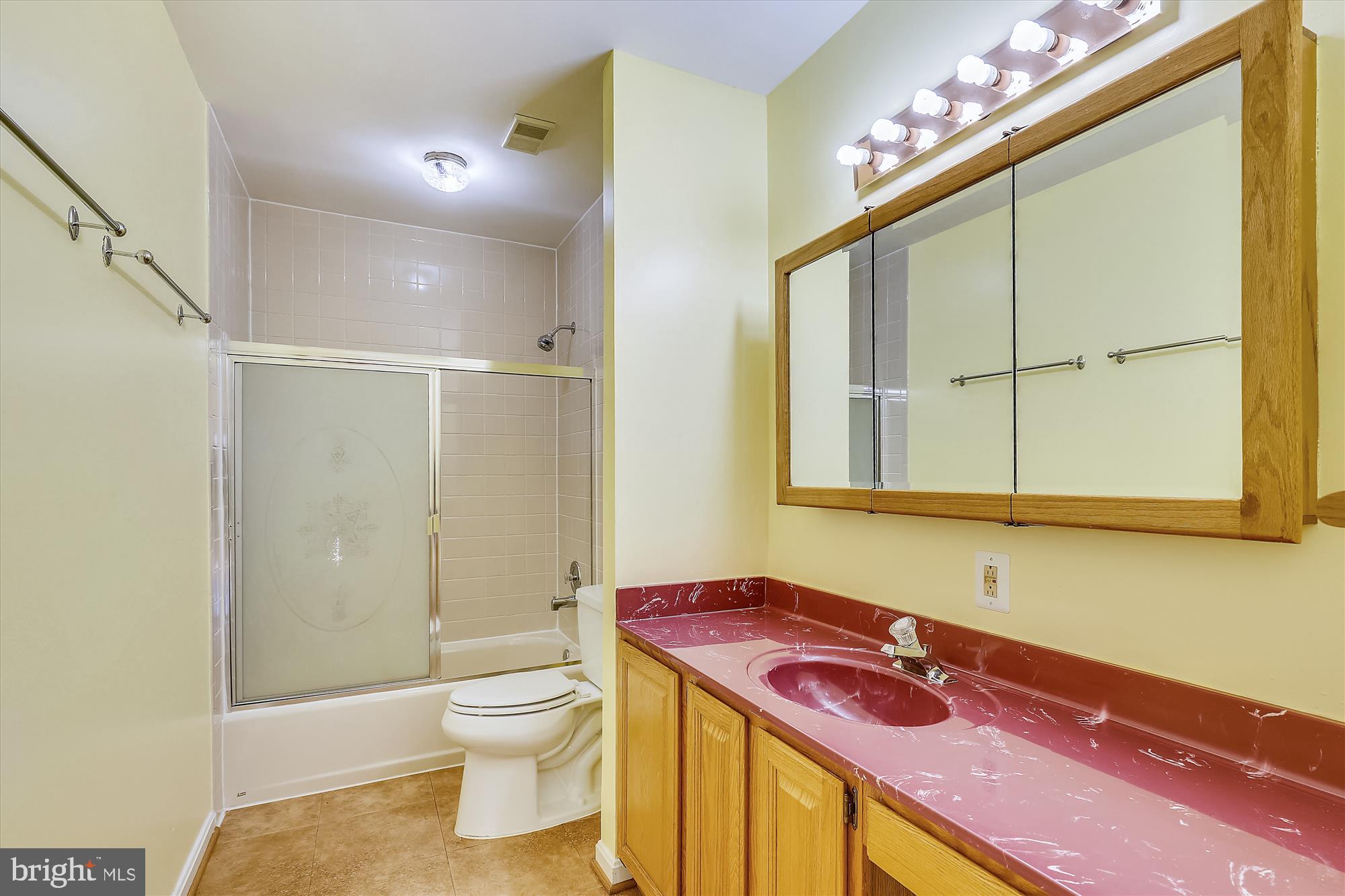 3220 Hickory Ridge Road Dunkirk, MD 20754 - Photo 31 of 39 Basement Full Bath with Tub