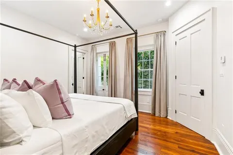 $1,795,000 | 520 Burgundy Street, New Orleans, LA 70112