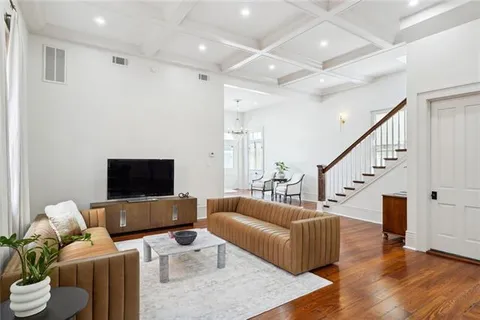 $1,795,000 | 520 Burgundy Street, New Orleans, LA 70112