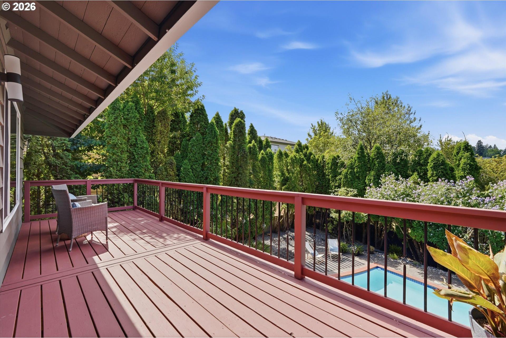 3211 Southwest Ridge Drive Portland, OR 97219 - Photo 16 of 43 Gallery Image 16