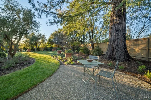 $4,950,000 | 511 Hidden Acres Road, Healdsburg, CA 95448
