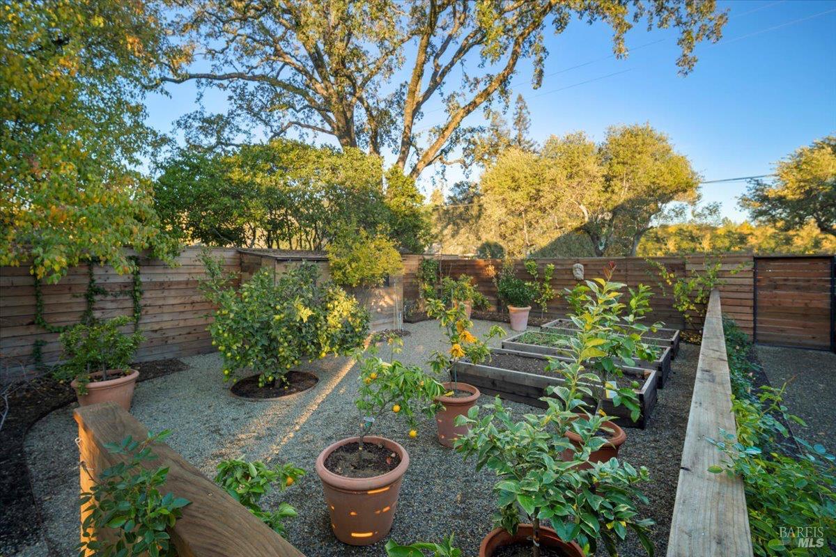 511 Hidden Acres Road Healdsburg, CA 95448 - Photo 61 of 68