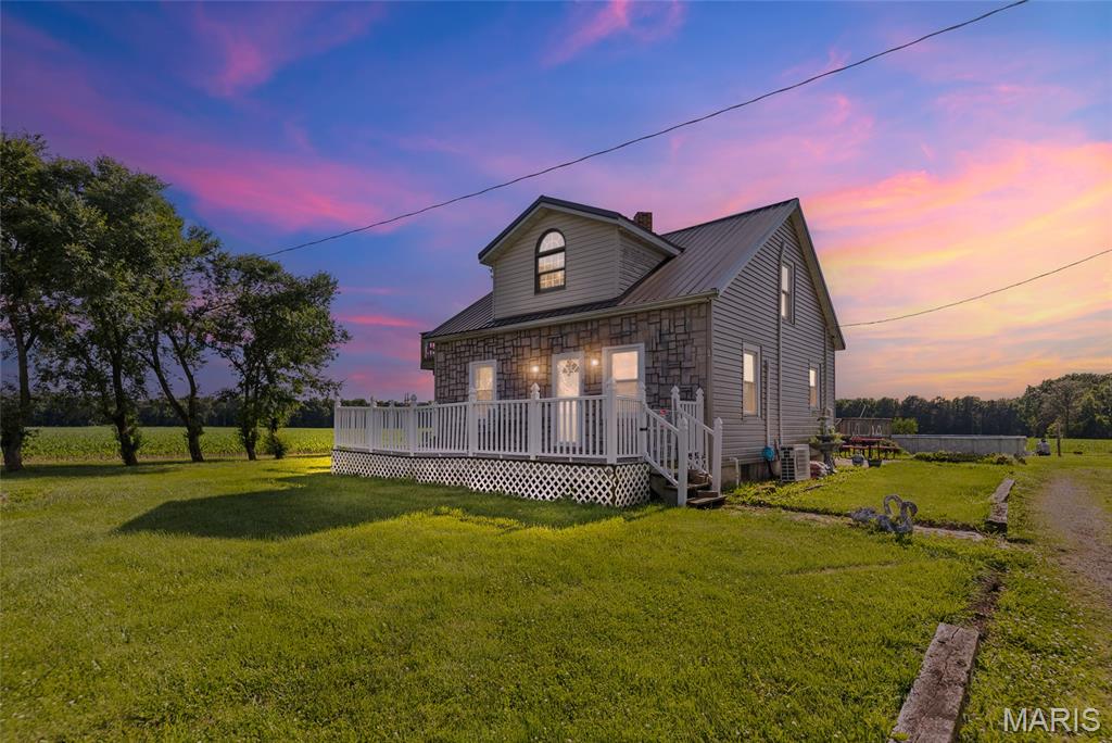 4607 Hoover Road Oakdale, IL 62268 - Photo 2 of 26 Gallery Image 2
