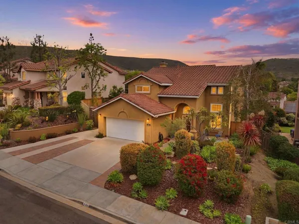 $1,124,999 | 759 Avenida Codorniz, San Marcos, CA 92069