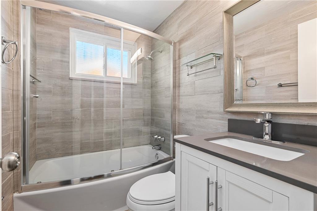 1059 Connor Road Pittsburgh, PA 15234 - Photo 10 of 26 Gallery Image 10
