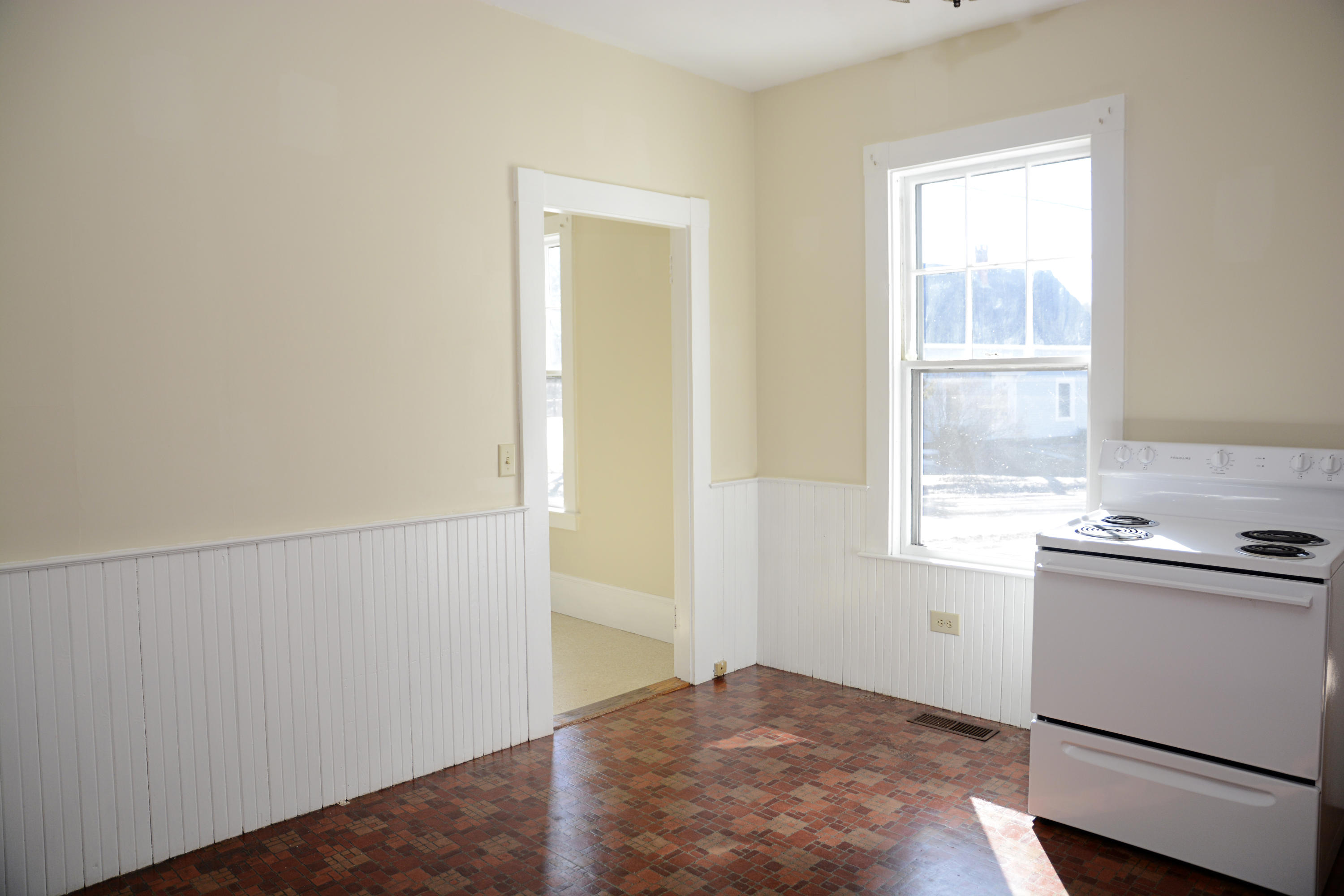 206 Western Road Warren, ME 04864 - Photo 13 of 52 206_Western_Rd_Warren_Kitchen1