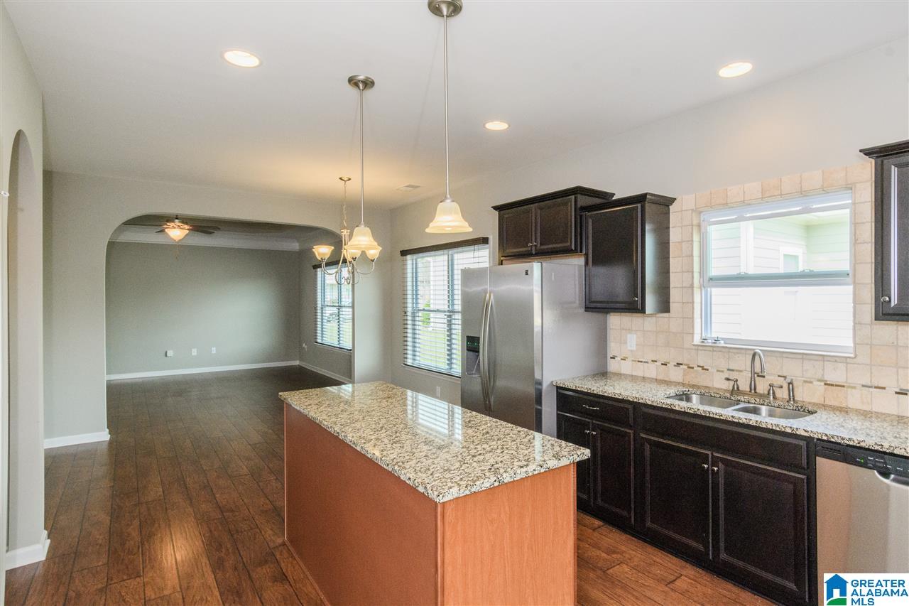 7734 Timber Leaf Lane Bessemer, AL 35022 - Photo 4 of 35