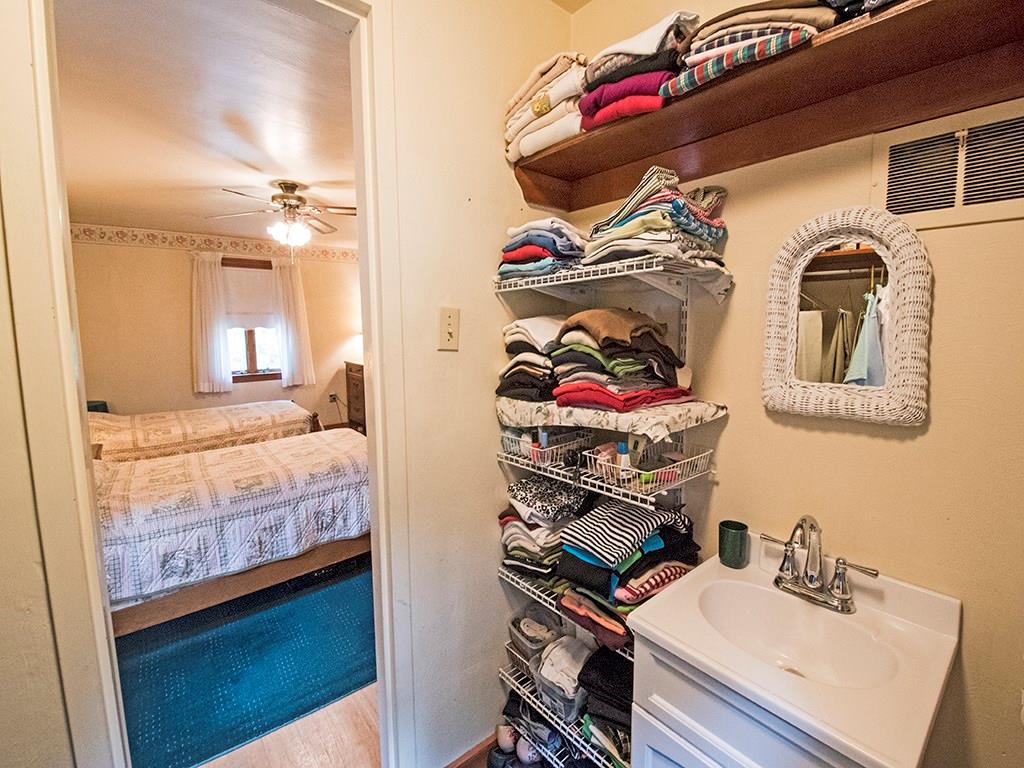 144 Cherry Valley Road Pittsburgh, PA 15221 - Photo 13 of 22 Gallery Image 13
