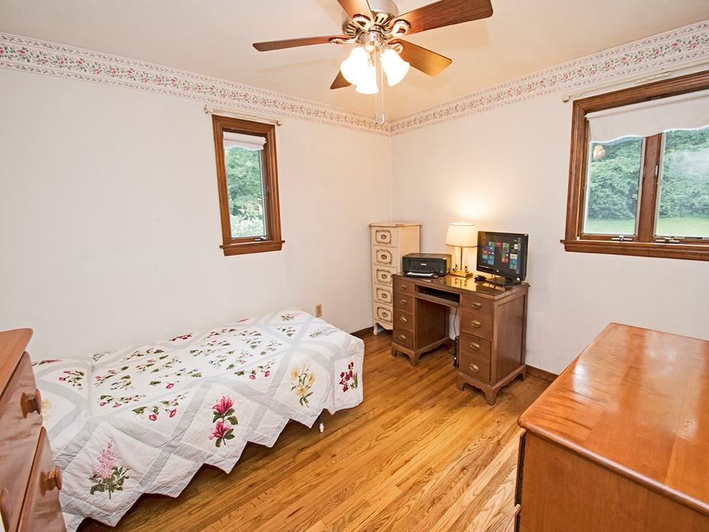144 Cherry Valley Road Pittsburgh, PA 15221 - Photo 14 of 22 Gallery Image 14