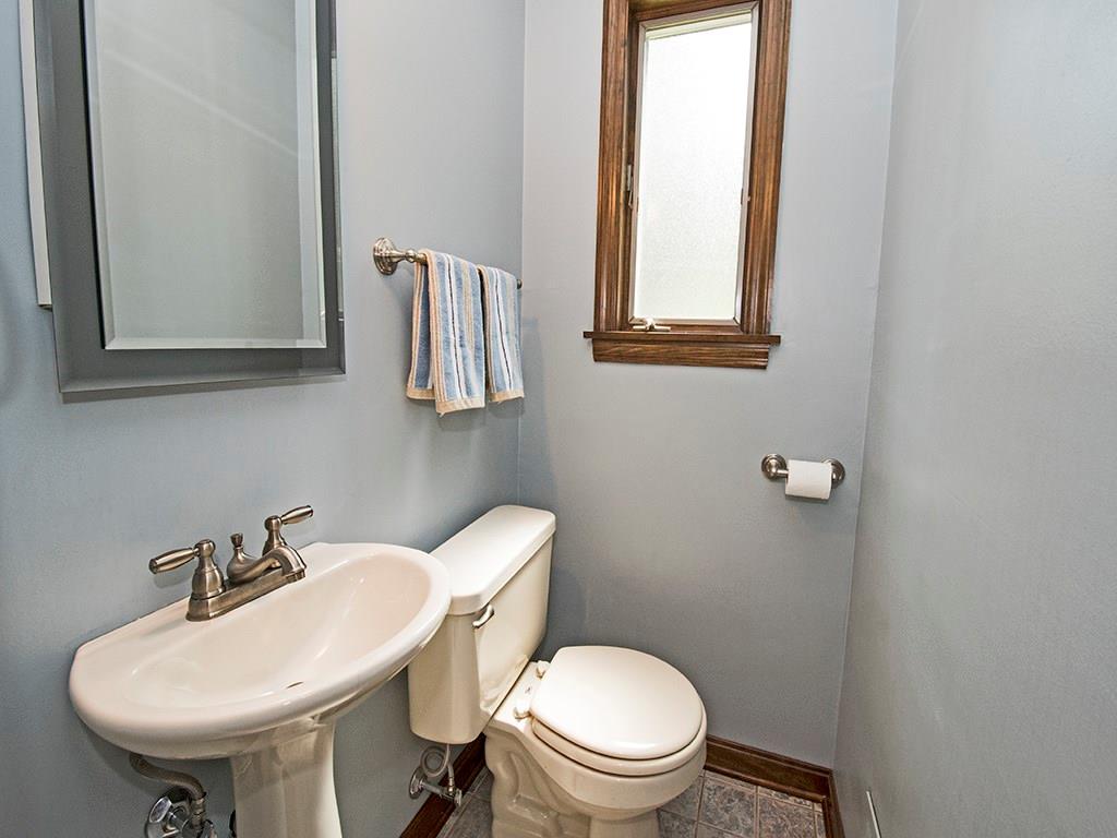 144 Cherry Valley Road Pittsburgh, PA 15221 - Photo 10 of 22 Gallery Image 10