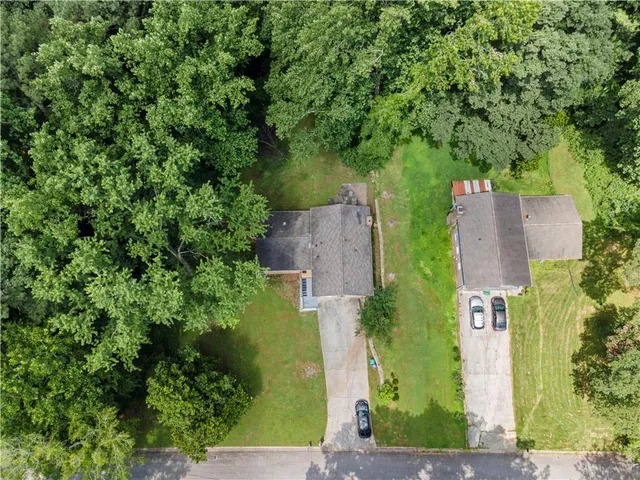 $350,000 | 811 Corundum Court, Stone Mountain, GA 30083