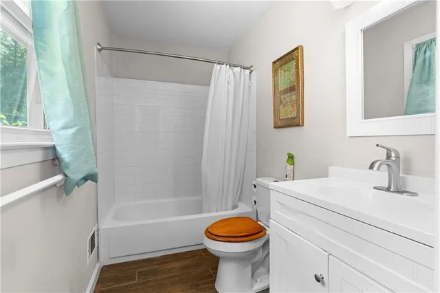 $350,000 | 811 Corundum Court, Stone Mountain, GA 30083