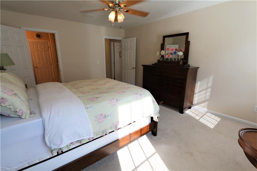7552 Riverside Court Clemmons, NC 27012 - Photo 20 of 22 Gallery Image 20