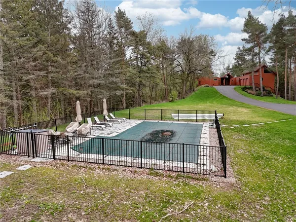 $699,900 | 260 Mendon Center Road, Mendon, NY 14472