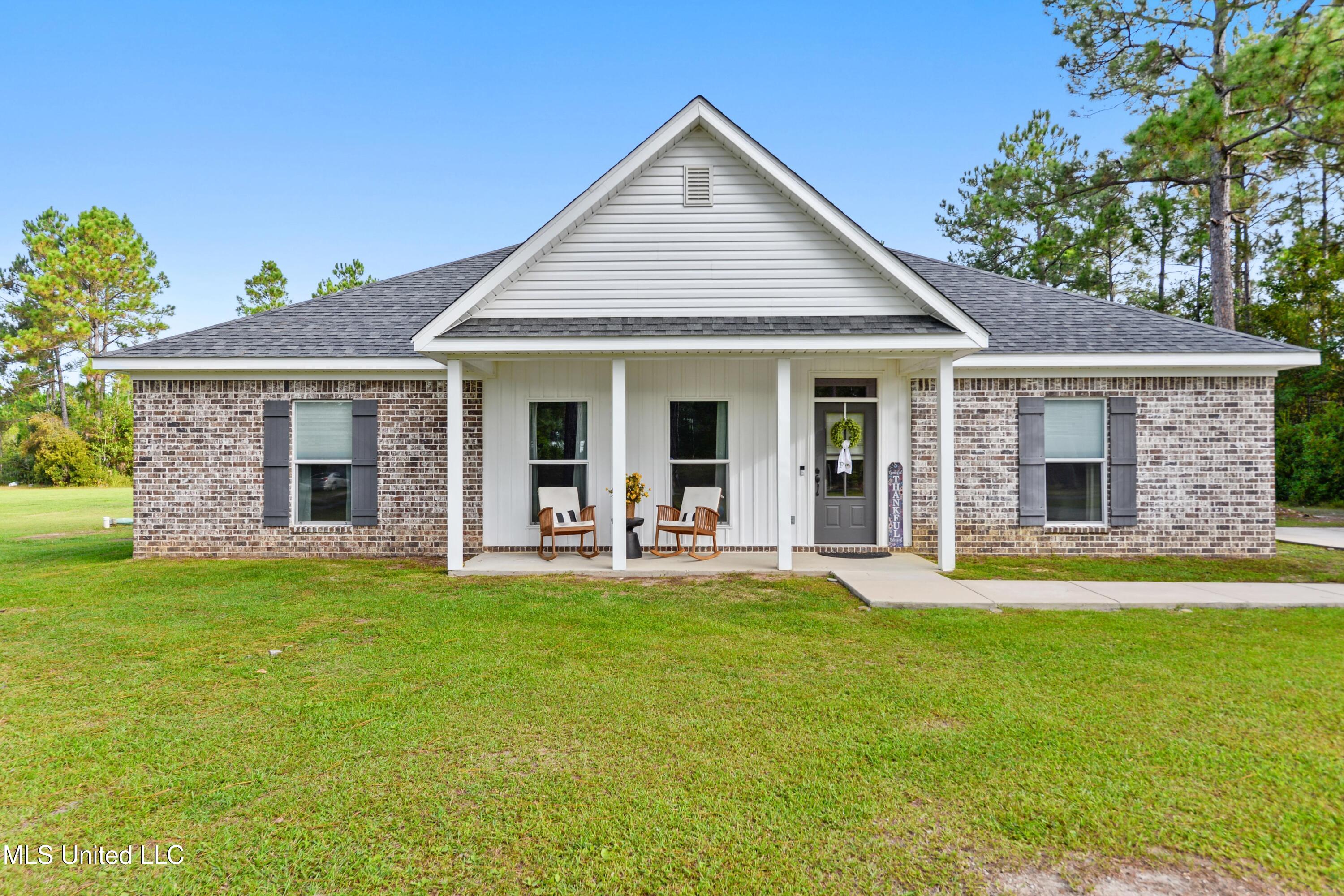 15980 Grafe Homestead Road Moss Point, MS 39562 - Photo 1 of 23 front exterior