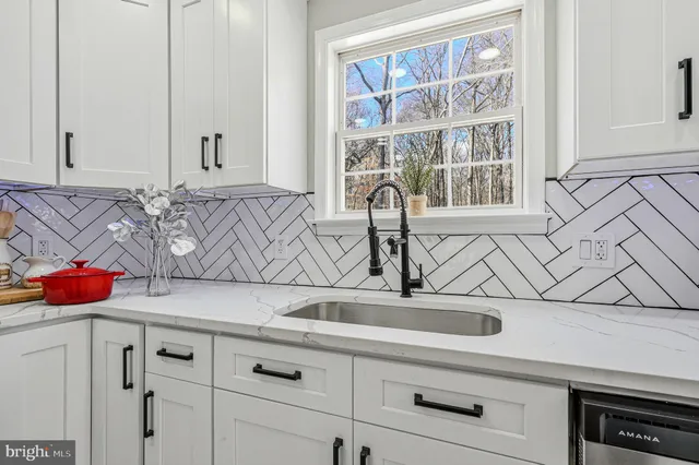 $550,000 | 18 Mapleshade Road, Newark, DE 19702