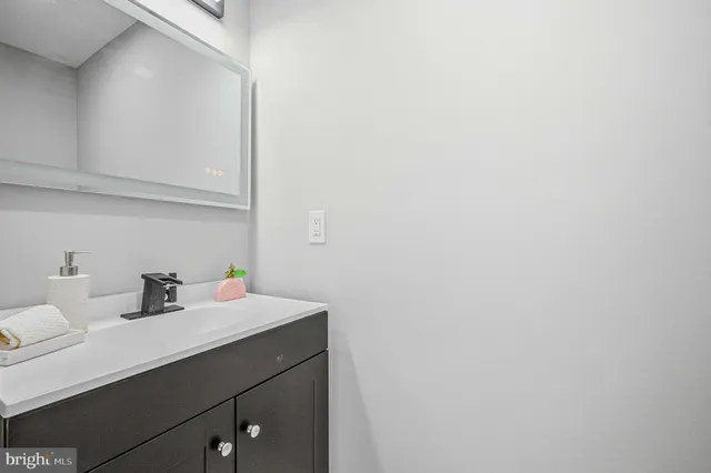 $550,000 | 18 Mapleshade Road, Newark, DE 19702