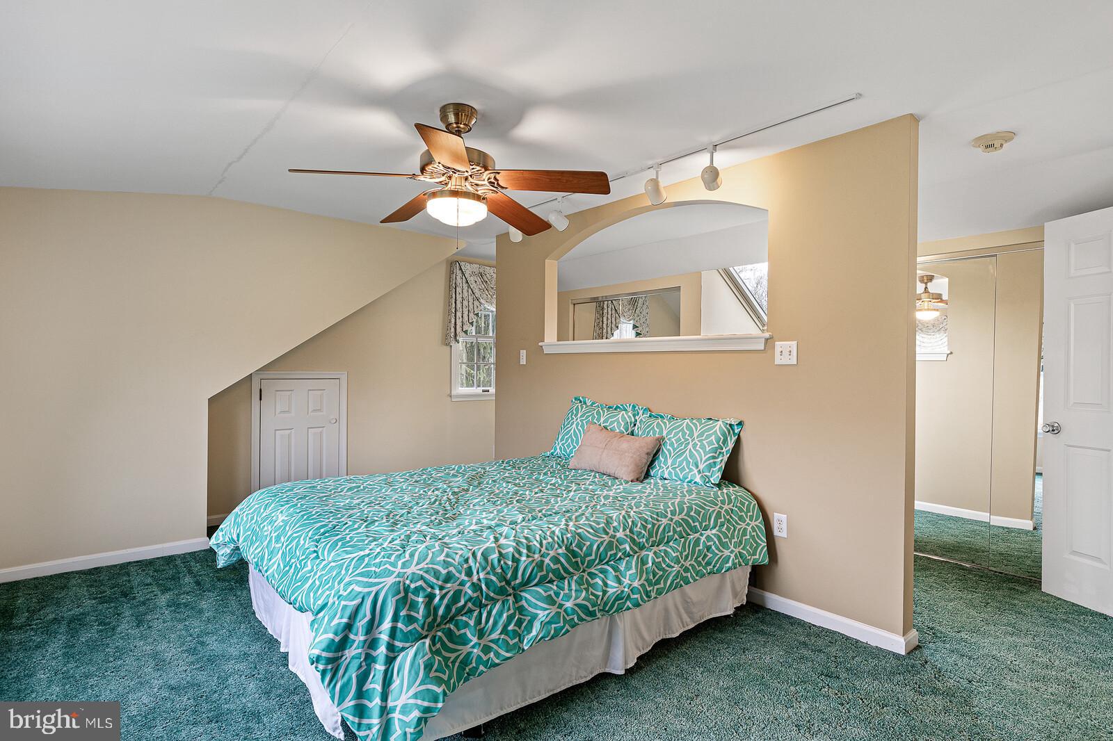 164 Middlecroft Road Elkton, MD 21921 - Photo 33 of 50 Third floor suite