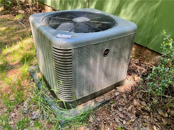 $579,000 | 486 Sweetwater Bend, Villa Rica, GA 30180