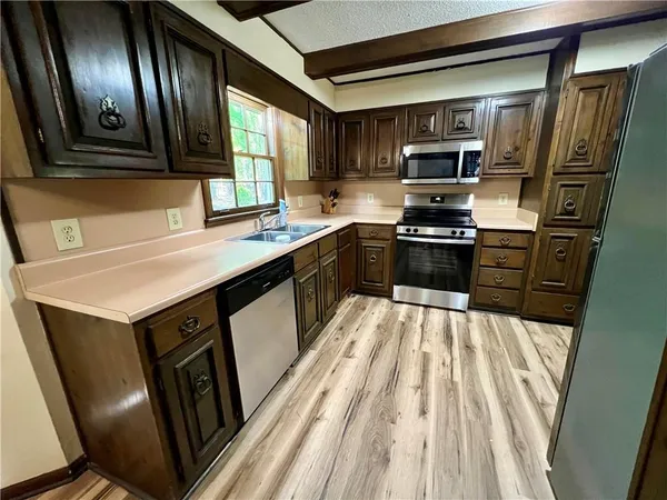 $579,000 | 486 Sweetwater Bend, Villa Rica, GA 30180