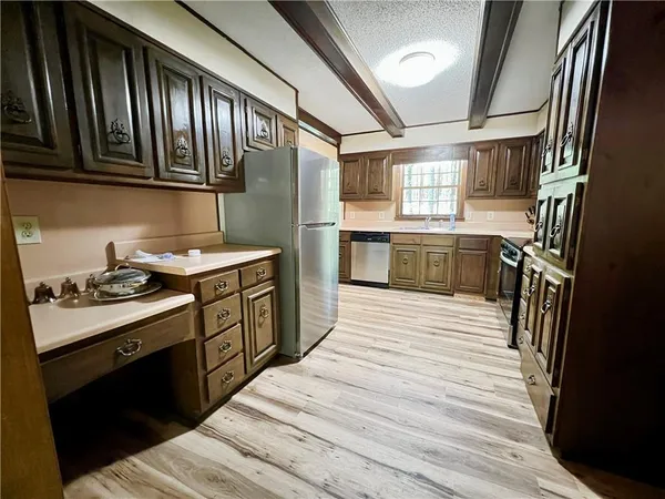 $579,000 | 486 Sweetwater Bend, Villa Rica, GA 30180