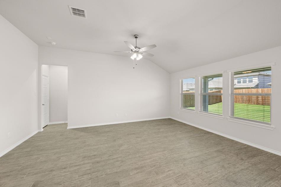 2109 Hickory Lane Aubrey, TX 76227 - Photo 16 of 40 InteriorImage 7