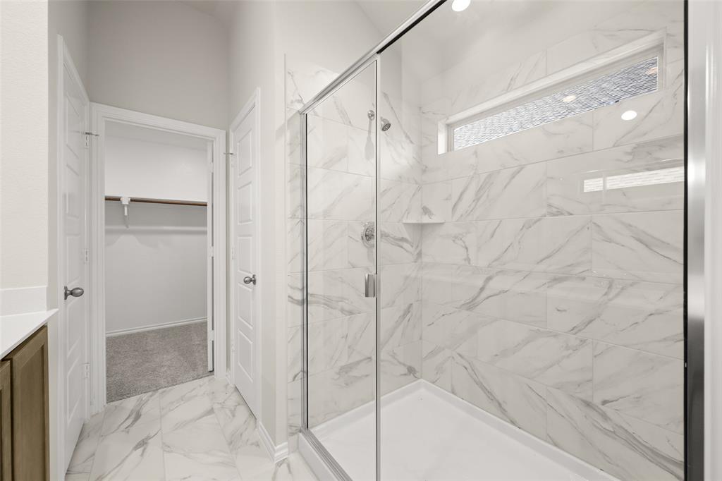 2109 Hickory Lane Aubrey, TX 76227 - Photo 37 of 40 2109 Hickory- Primary Suite-4