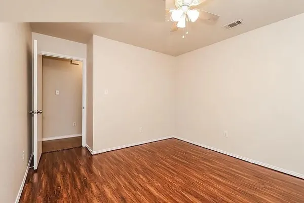 $1,295 | 136 Stewart Bend Court, Unit A, Azle, TX 76020