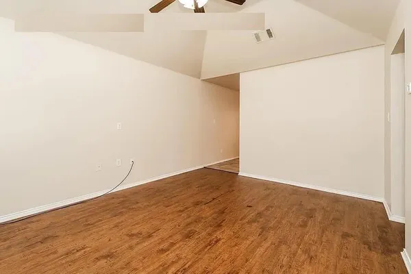 $1,295 | 136 Stewart Bend Court, Unit A, Azle, TX 76020