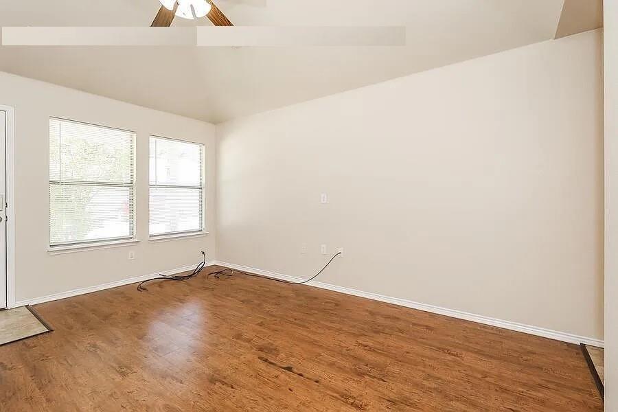 136 Stewart Bend Court, Unit A Azle, TX 76020 - Photo 5 of 14