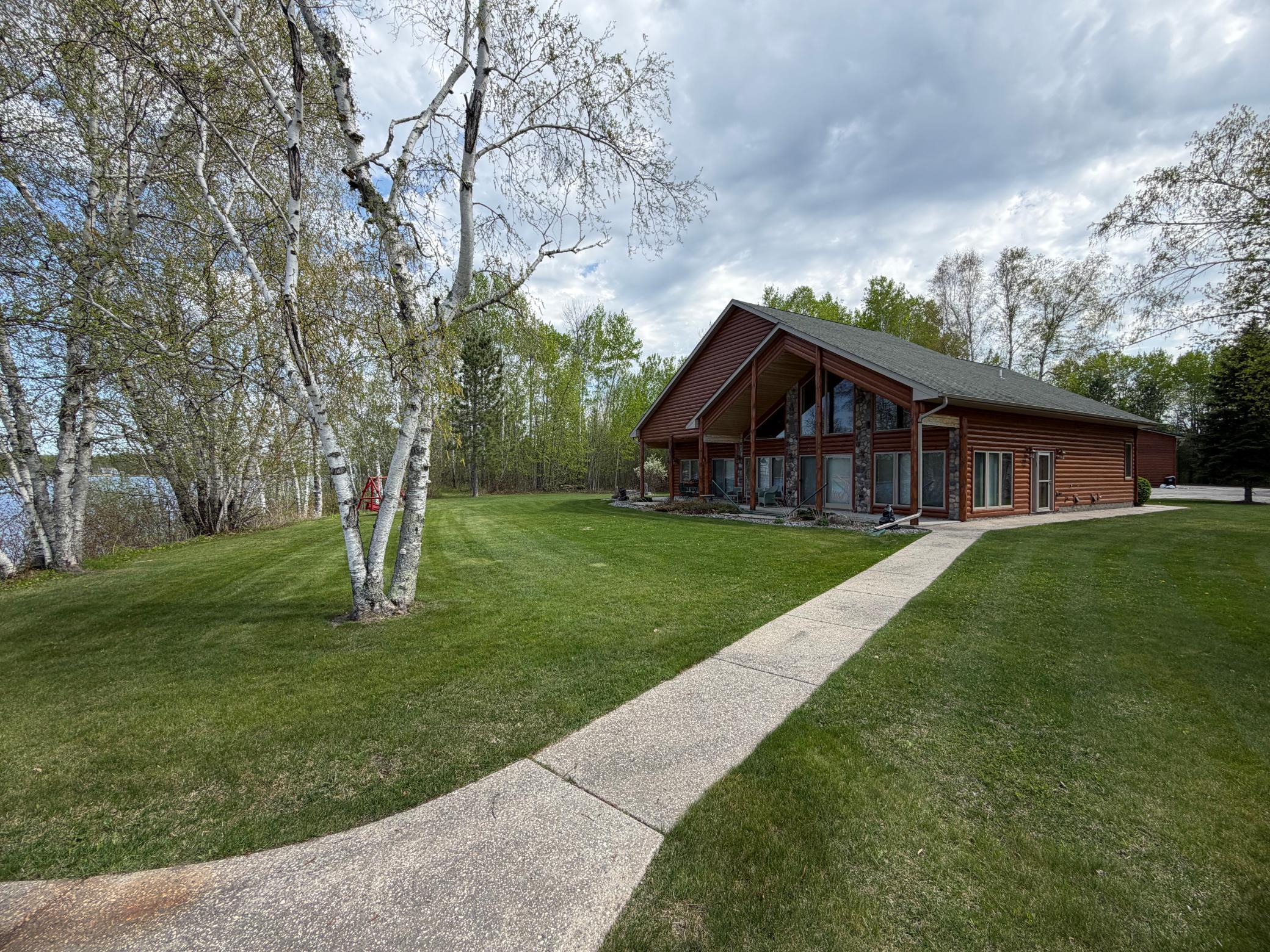 1377 Riverside Drive Northwest Baudette, MN 56623 - Photo 11 of 54